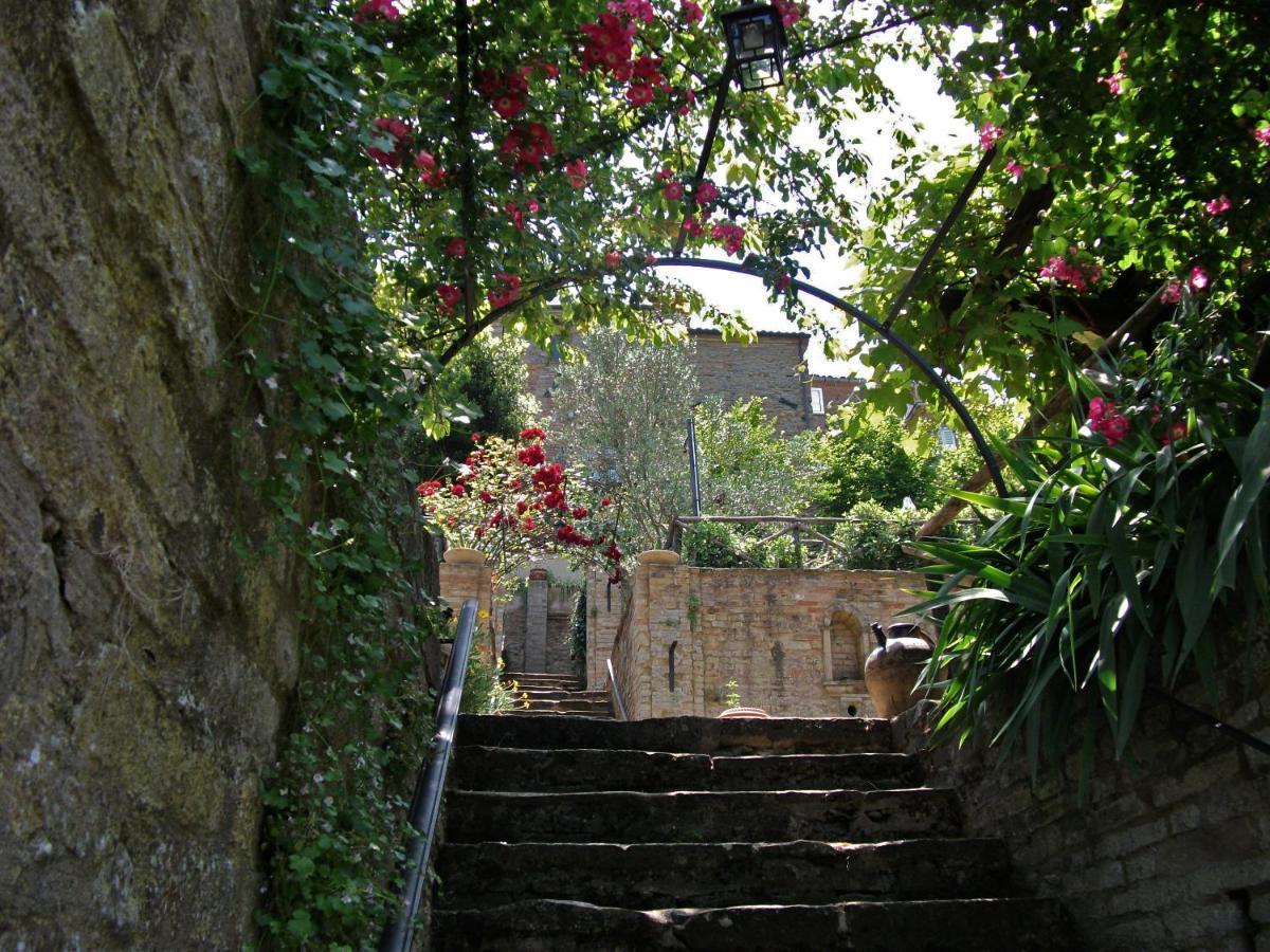 La Rosa Scarlatta Monterubbiano Exterior photo